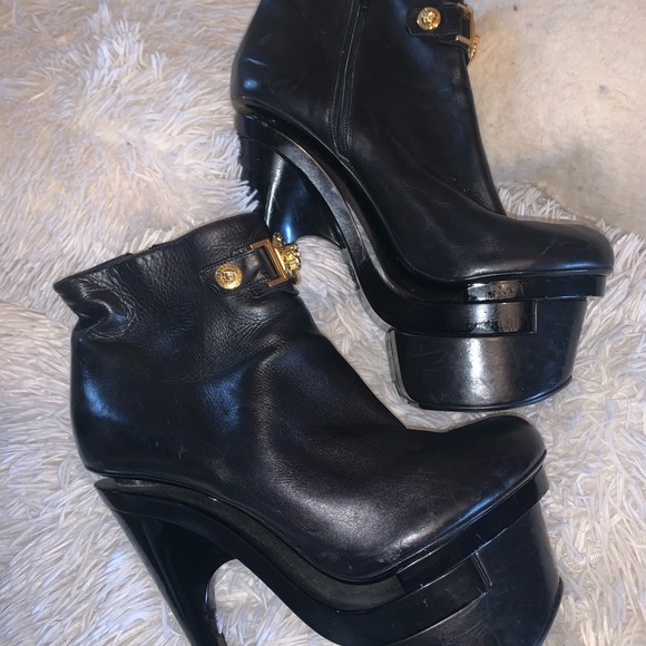Versace platform booties - Picture 4 of 7